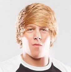zach-armas-gesicht-original.webp